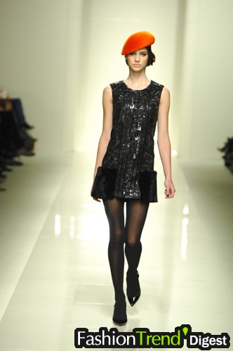 Pollini By Rifat Ozbek 07ﶬDƬ