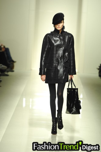 Pollini By Rifat Ozbek 07ﶬDƬ