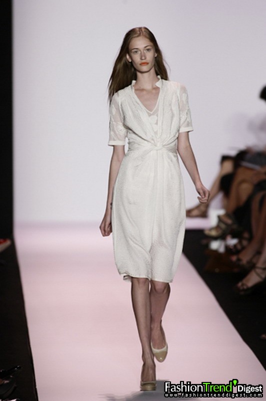 Bcbg MaxAzria 08ĸDƬ