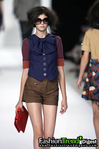 Marc by Marc Jacobs 08ĸDƬ