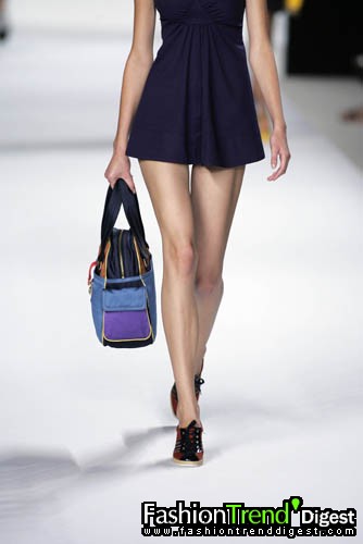 Marc by Marc Jacobs 08ĸDƬ