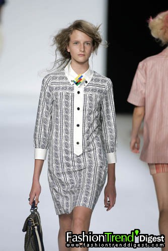Marc by Marc Jacobs 08ĸDƬ