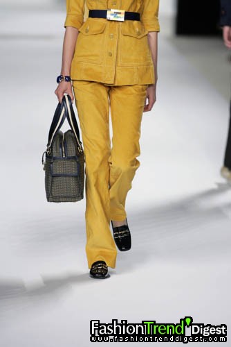 Marc by Marc Jacobs 08ĸDƬ