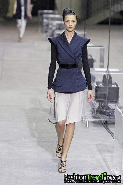 Yves Saint Laurent 08ĸDƬ