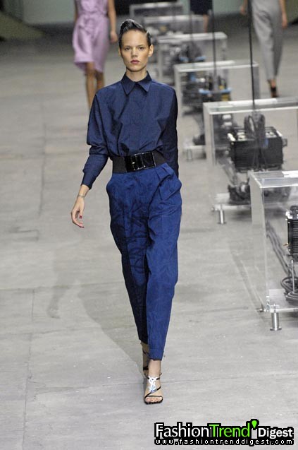 Yves Saint Laurent 08ĸDƬ