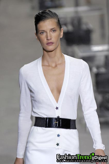Yves Saint Laurent 08ĸDƬ