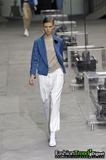 Yves Saint Laurent 08ĸDƬ