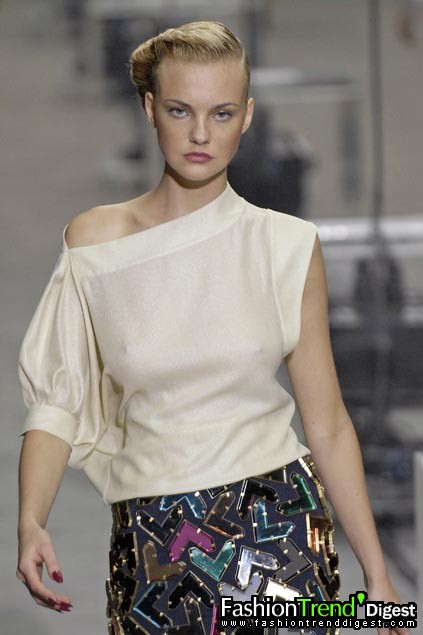 Yves Saint Laurent 08ĸDƬ