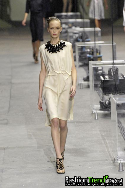 Yves Saint Laurent 08ĸDƬ