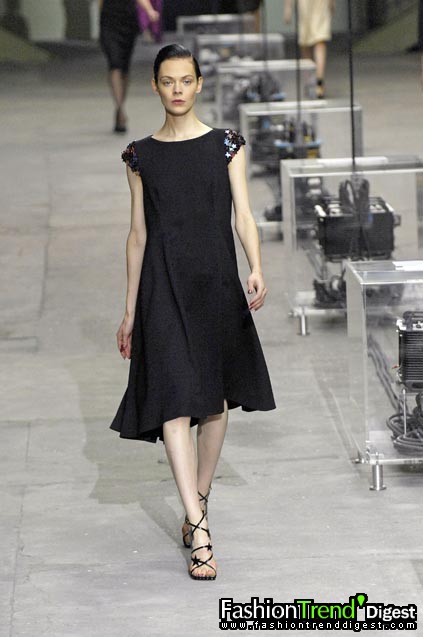 Yves Saint Laurent 08ĸDƬ