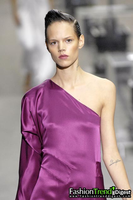 Yves Saint Laurent 08ĸDƬ