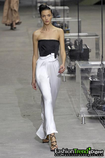 Yves Saint Laurent 08ĸDƬ