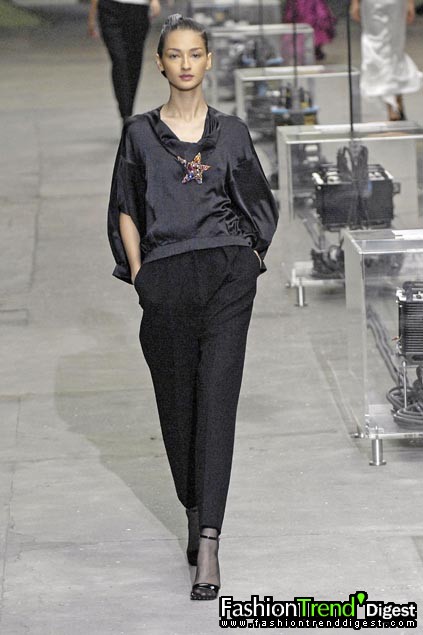 Yves Saint Laurent 08ĸDƬ