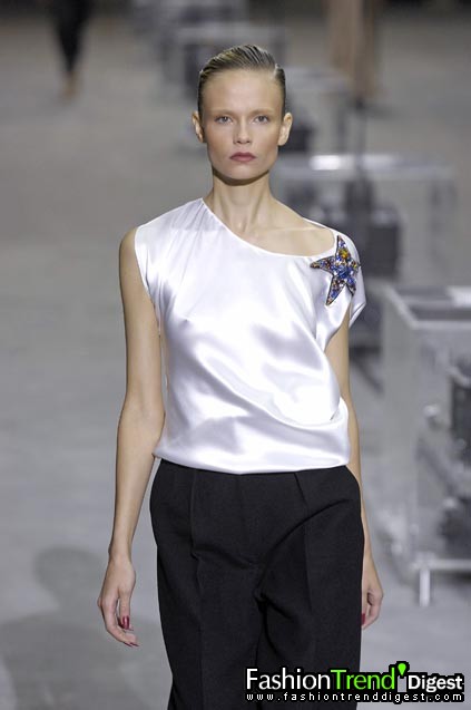 Yves Saint Laurent 08ĸDƬ