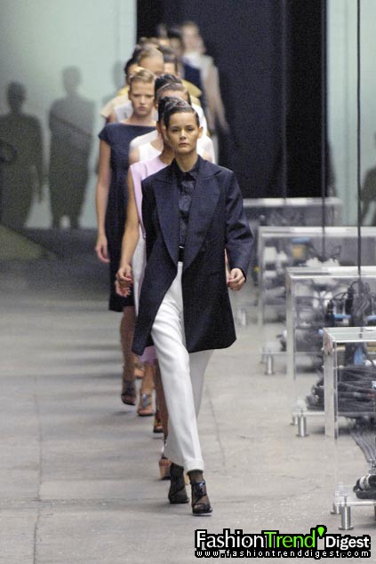 Yves Saint Laurent 08ĸDƬ