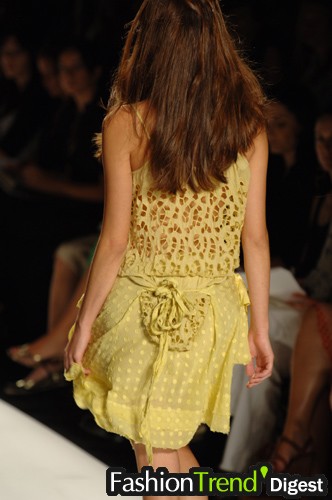 Bcbg MaxAzria 07ĸDƬ