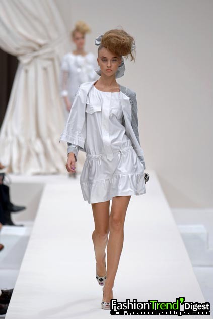 Moschino 08ĸDƬ
