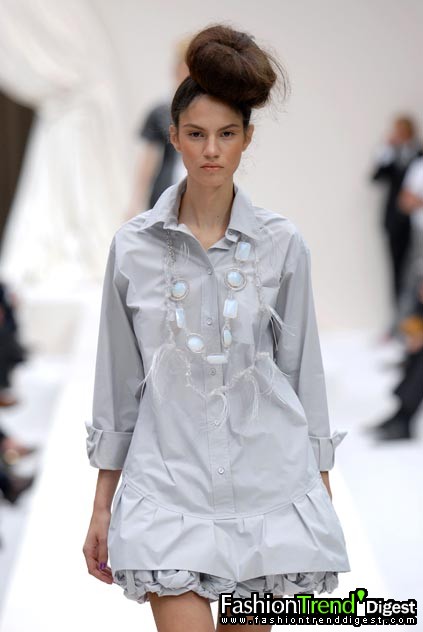 Moschino 08ĸDƬ