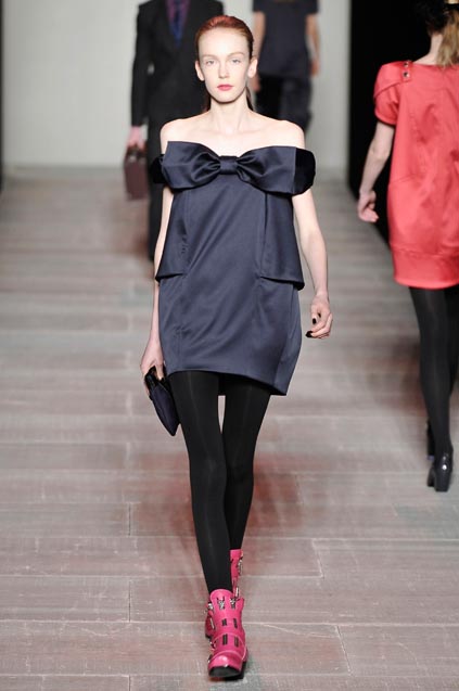 Marc by Marc Jacobs 08ﶬDƬ