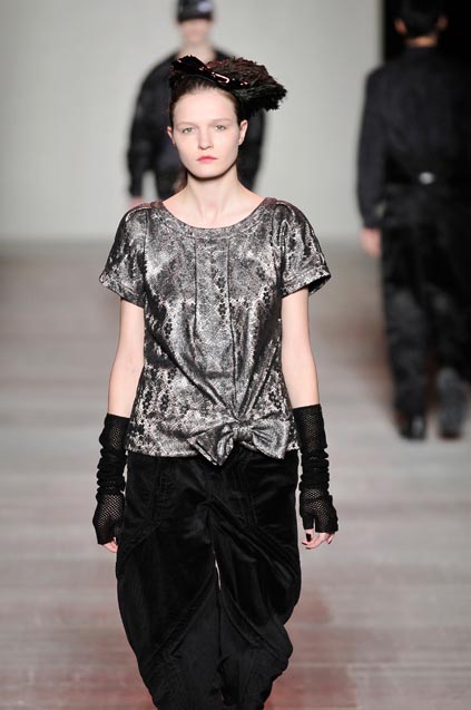 Marc by Marc Jacobs 08ﶬDƬ