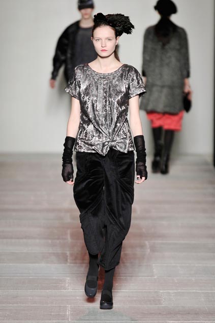 Marc by Marc Jacobs 08ﶬDƬ