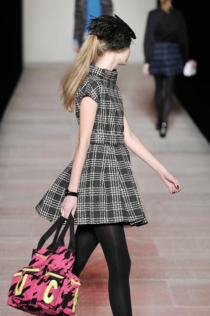 Marc by Marc Jacobs 08ﶬDƬ
