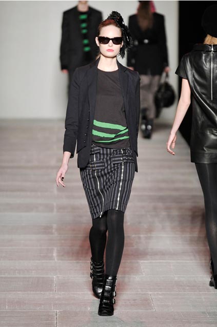 Marc by Marc Jacobs 08ﶬDƬ