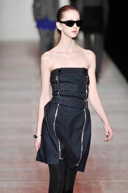 Marc by Marc Jacobs 08ﶬDƬ