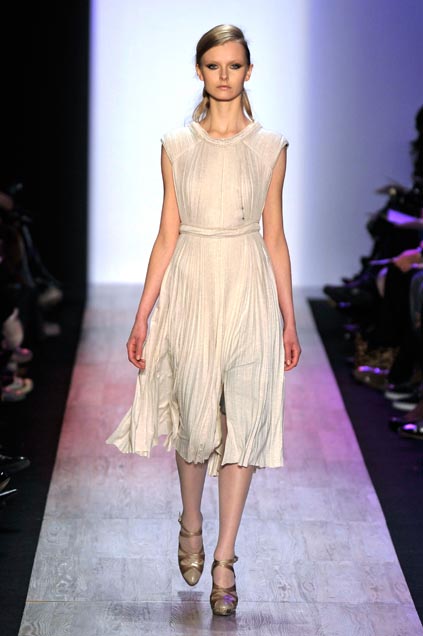 Bcbg MaxAzria 08ﶬDƬ