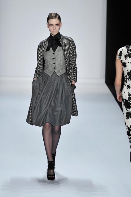 Bill Blass 08ﶬDƬ