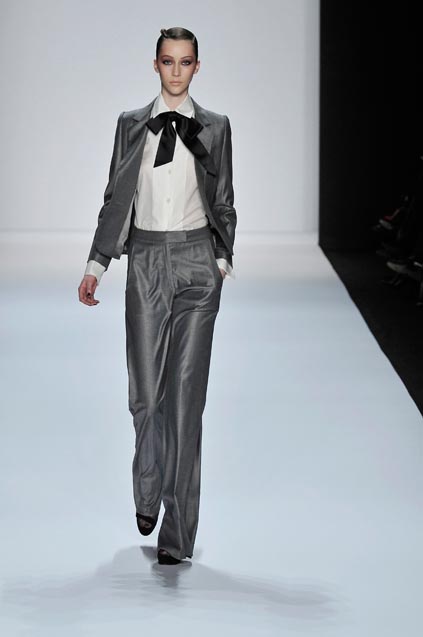 Bill Blass 08ﶬDƬ
