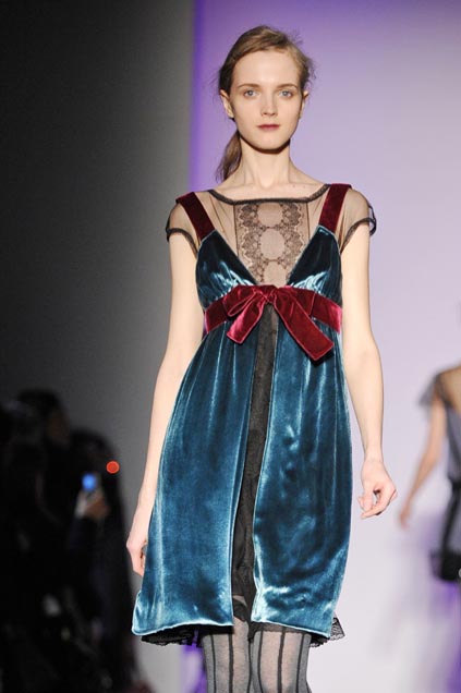 Philosophy Di Alberta Ferretti 08ﶬDƬ