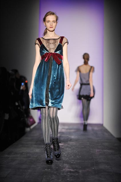 Philosophy Di Alberta Ferretti 08ﶬDƬ