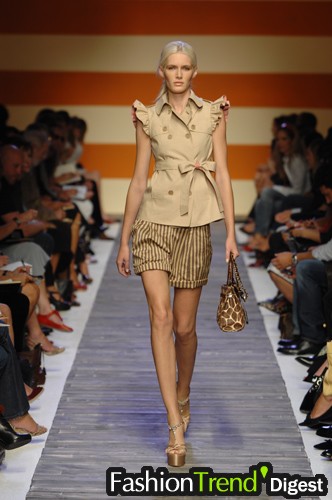 Moschino - Cheap & Chic 07ĸDƬ