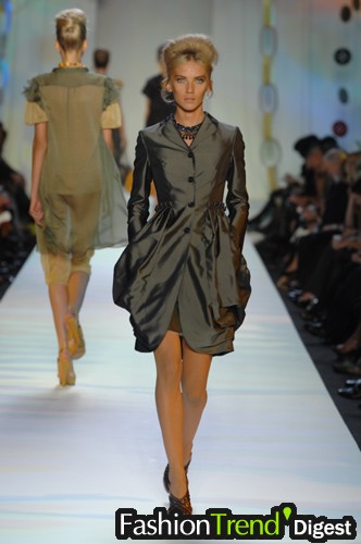 Moschino 07ĸDƬ