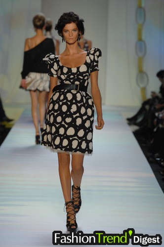 Moschino 07ĸDƬ