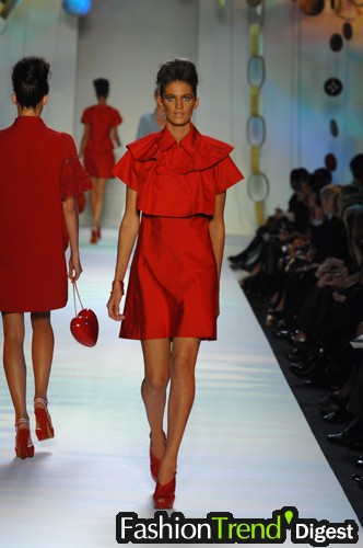 Moschino 07ĸDƬ