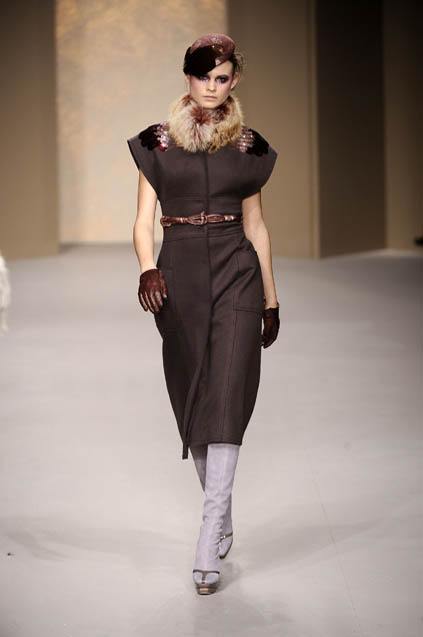 Pollini By Rifat Ozbek 08秋冬