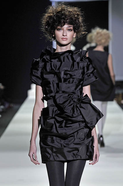 Moschino - Cheap & Chic 08ﶬDƬ