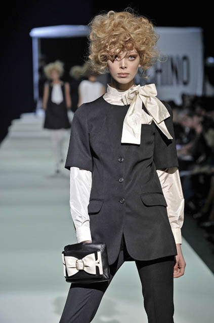 Moschino - Cheap & Chic 08ﶬDƬ