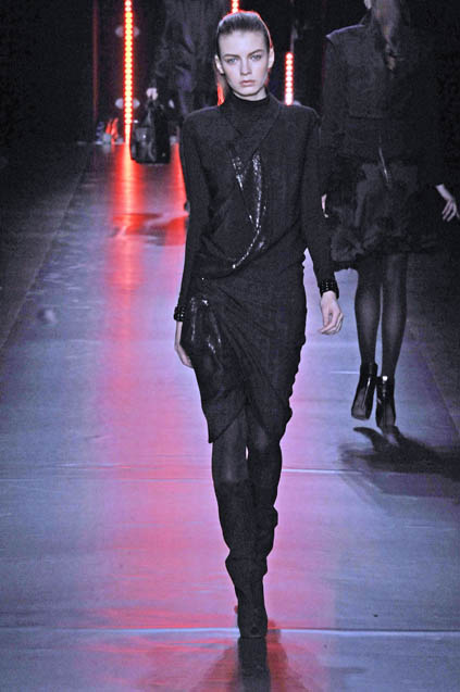C N C by Costume National 08ﶬDƬ
