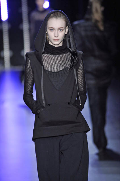 C N C by Costume National 08ﶬDƬ