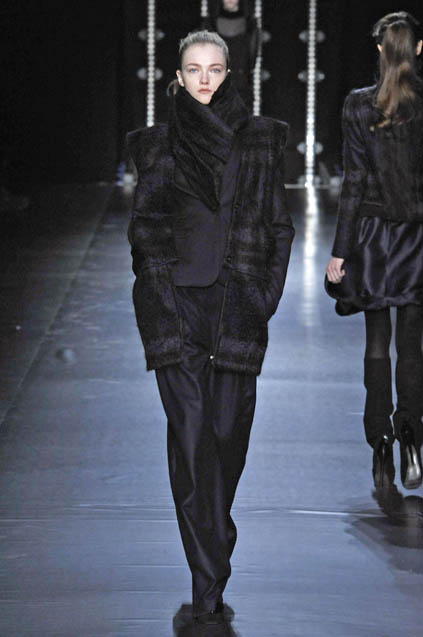 C N C by Costume National 08ﶬDƬ