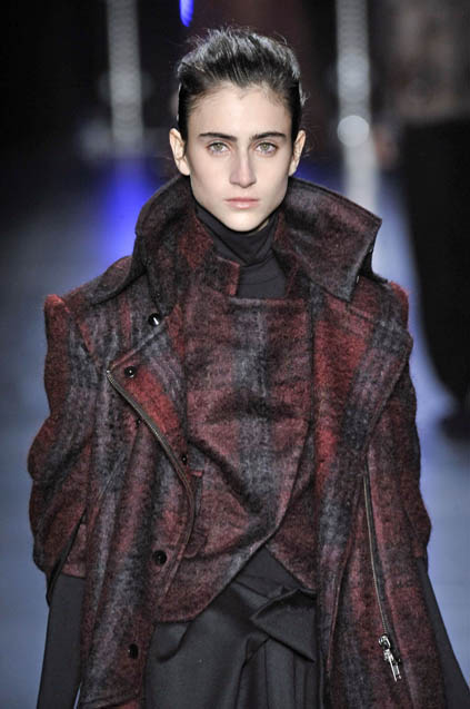 C N C by Costume National 08ﶬDƬ