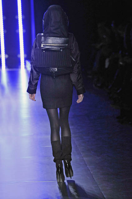 C N C by Costume National 08ﶬDƬ