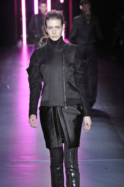 C N C by Costume National 08ﶬDƬ