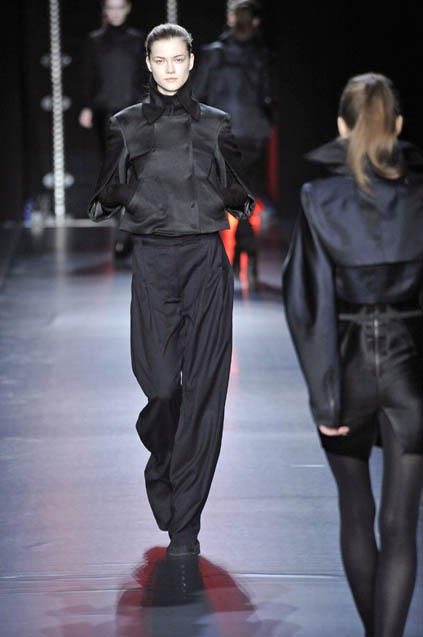 C N C by Costume National 08ﶬDƬ