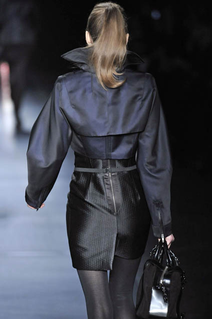 C N C by Costume National 08ﶬDƬ
