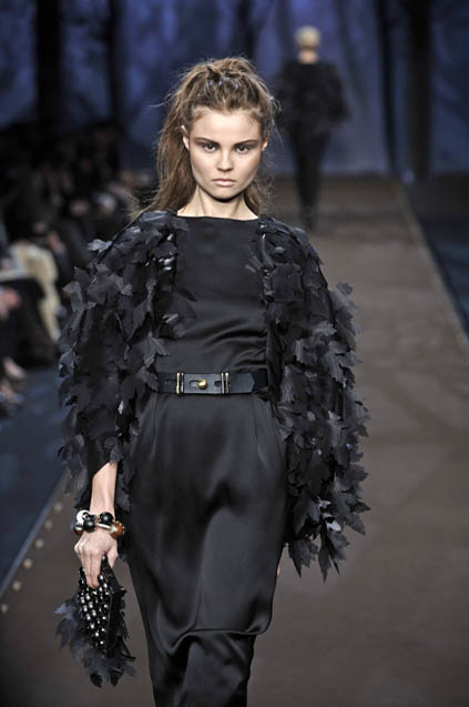 Fendi 08ﶬDƬ