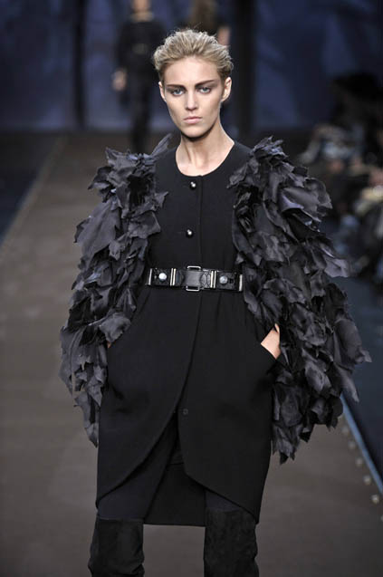 Fendi 08ﶬDƬ